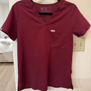 Figs Burgundy Catarina One Pocket Scrub Top
